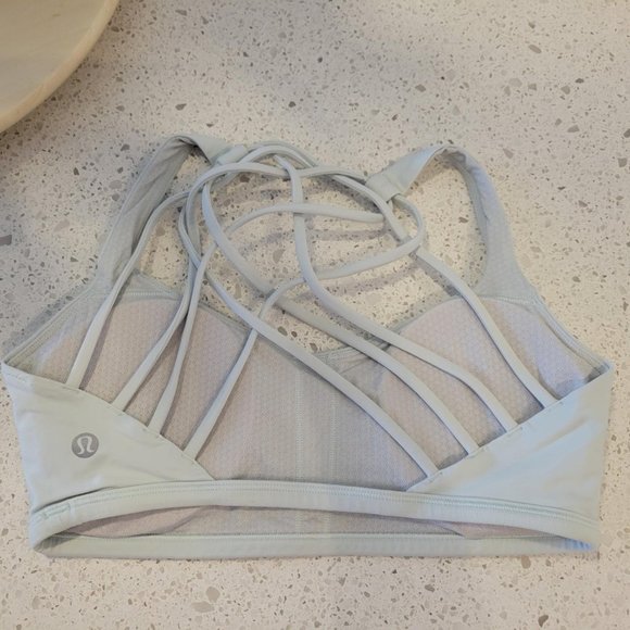 *SOLD* Lululemon Free to Be Wild Bra - Picture 2 of 2